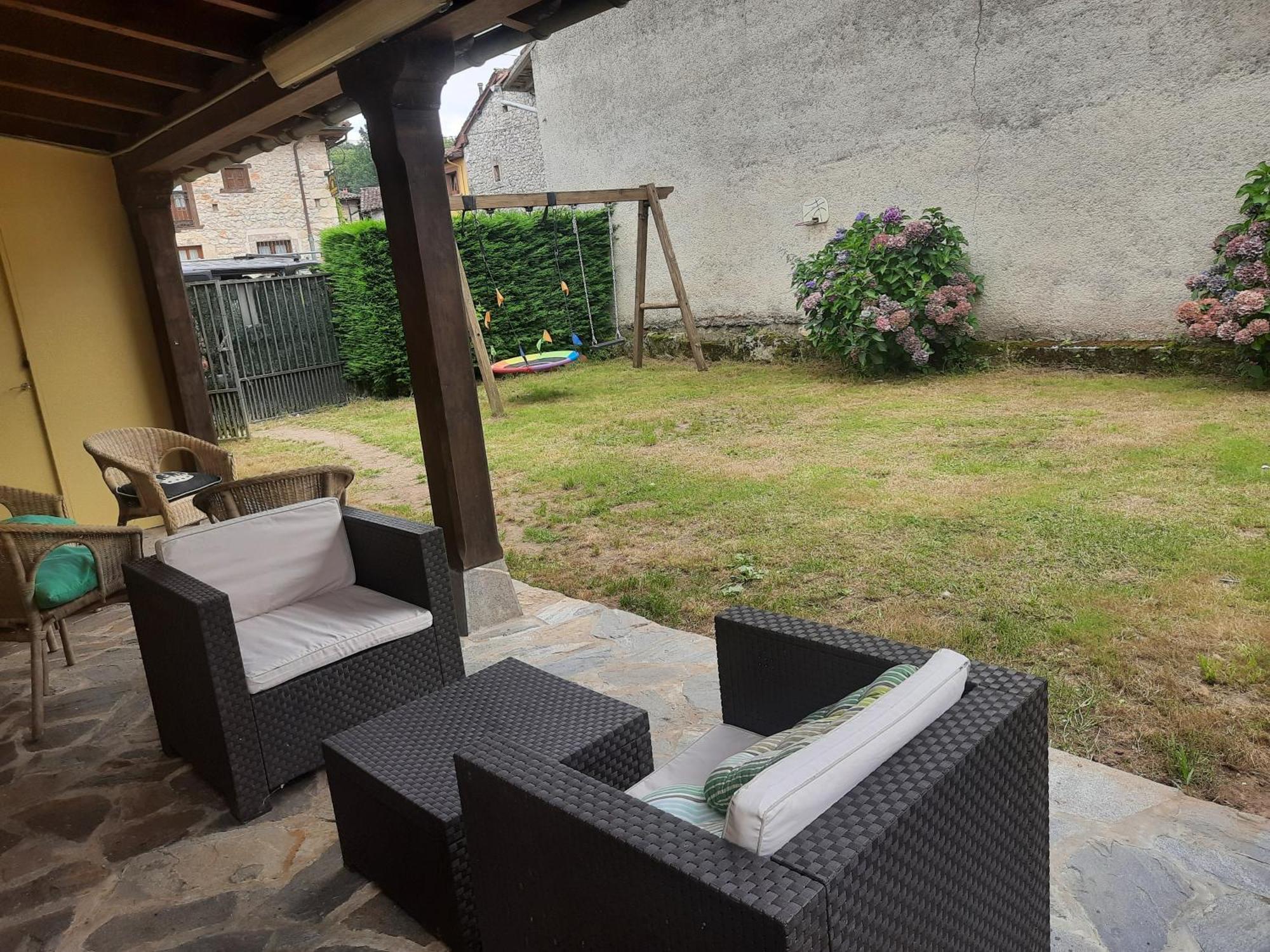 Apartamentos Rurales La Candaliega Кангас-де-Оніс Екстер'єр фото